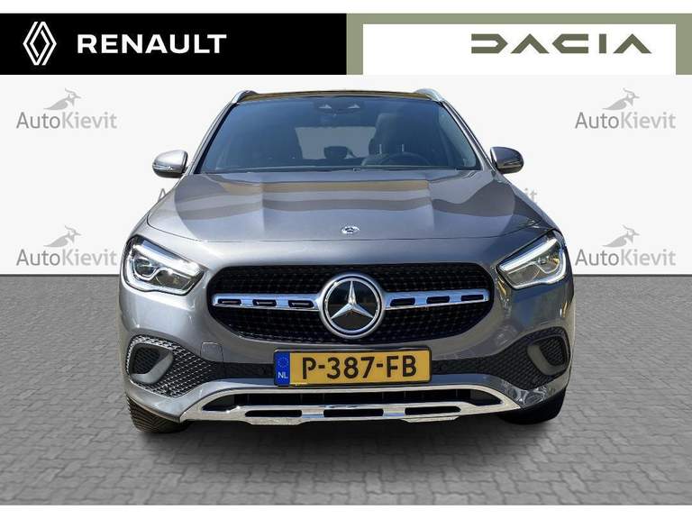 Mercedes-Benz Mercedes-Benz