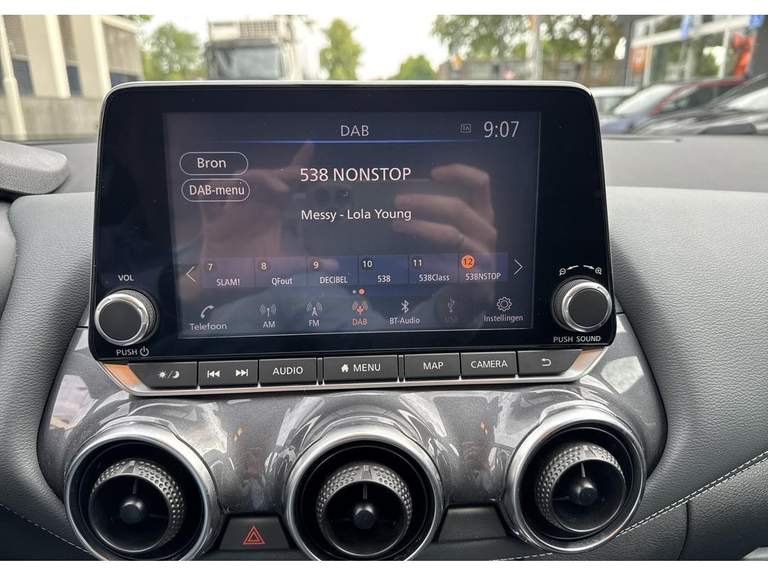Nissan Nissan