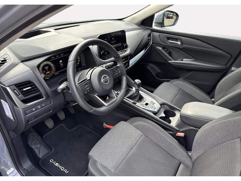 Nissan Nissan