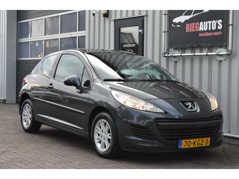 Peugeot Peugeot