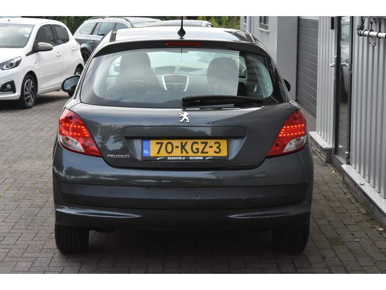 Peugeot Peugeot