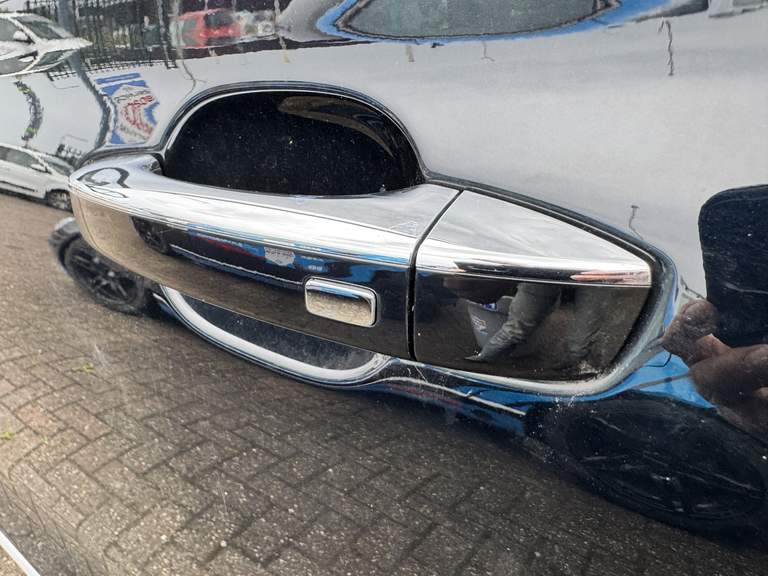 MG