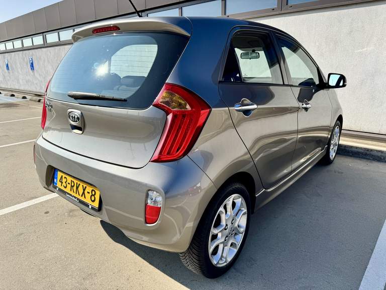 Kia