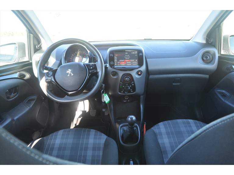 Peugeot