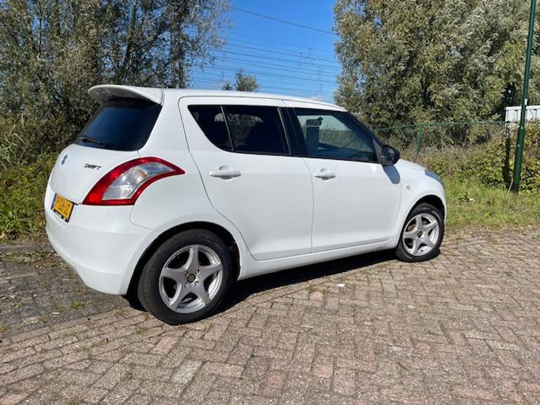 Suzuki Suzuki