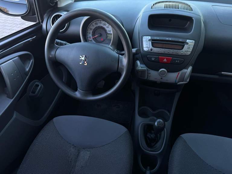 Peugeot