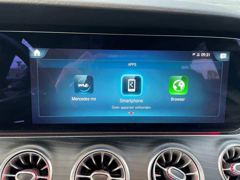 Mercedes-Benz Mercedes-Benz