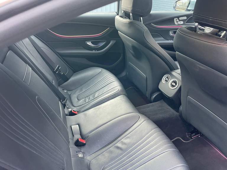 Mercedes-Benz Mercedes-Benz