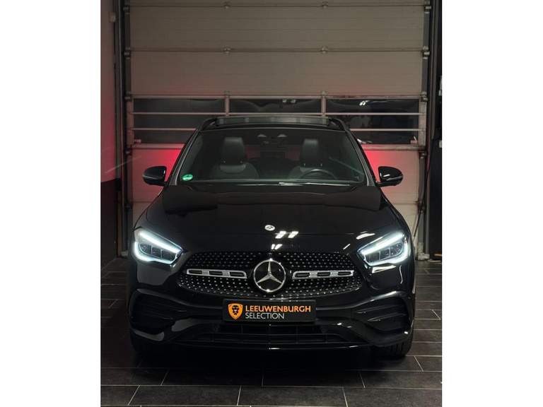 Mercedes-Benz Mercedes-Benz