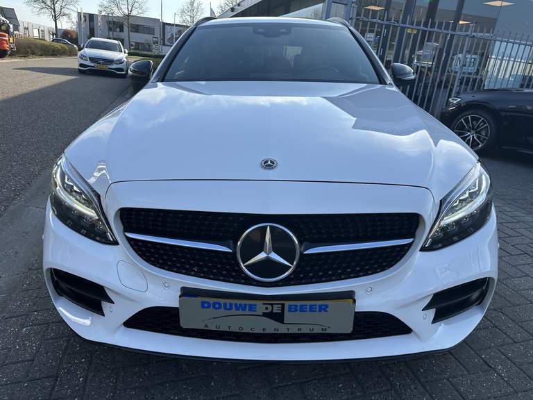 Mercedes-Benz Mercedes-Benz