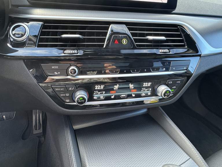 BMW BMW