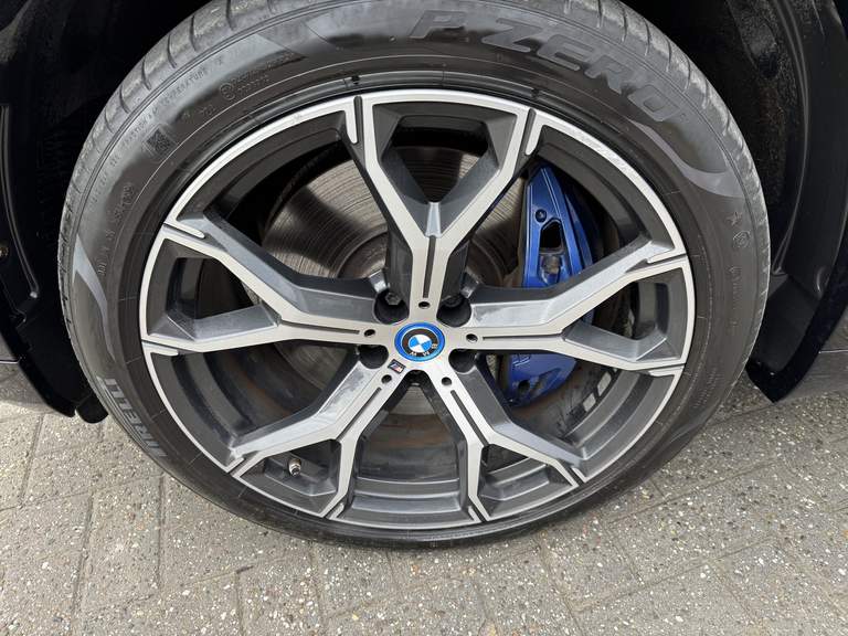 BMW BMW
