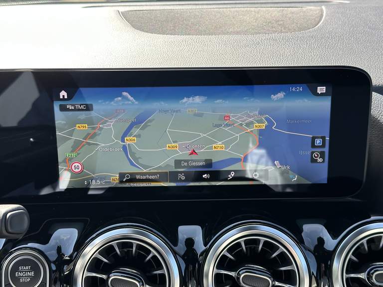 Mercedes-Benz Mercedes-Benz