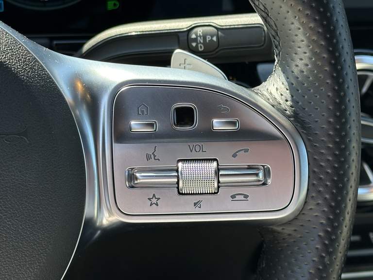 Mercedes-Benz Mercedes-Benz