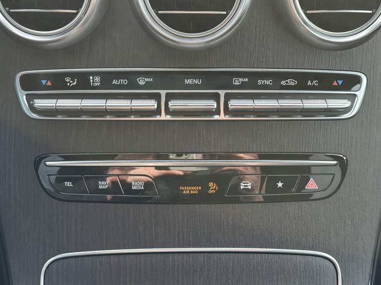 Mercedes-Benz Mercedes-Benz