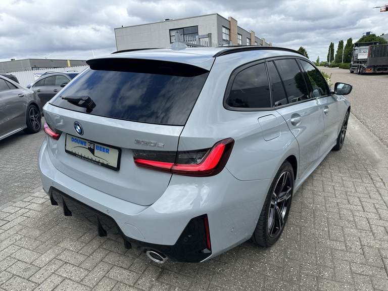 BMW BMW