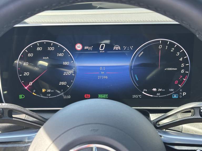 Mercedes-Benz Mercedes-Benz