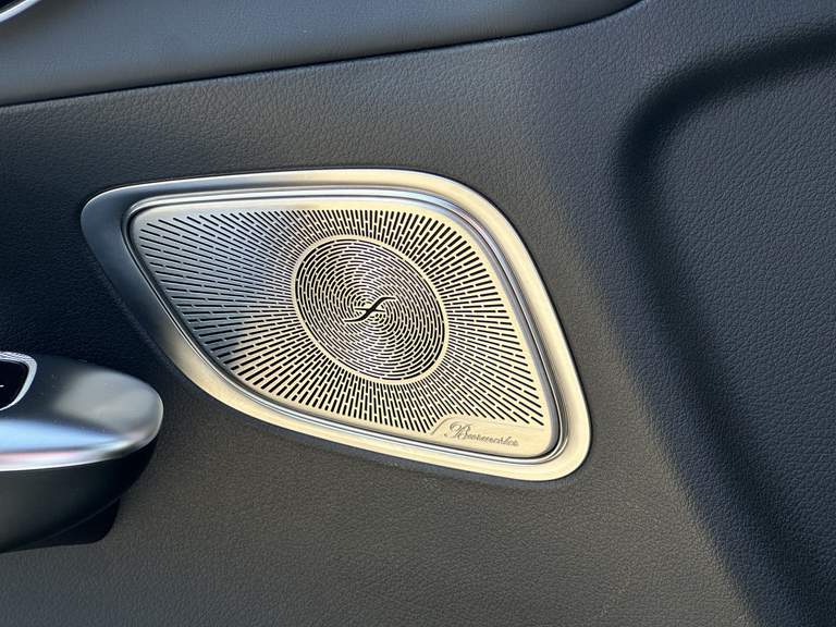 Mercedes-Benz Mercedes-Benz