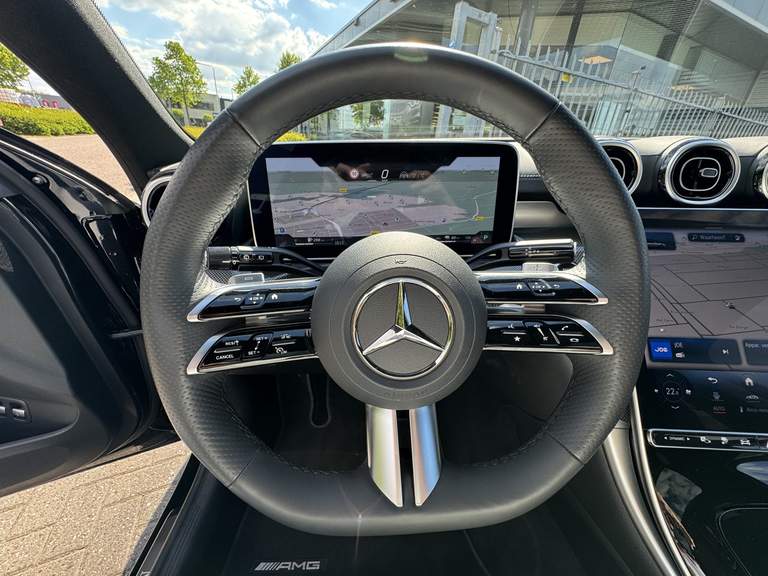 Mercedes-Benz Mercedes-Benz