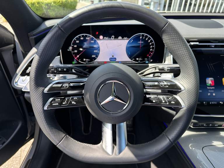 Mercedes-Benz Mercedes-Benz