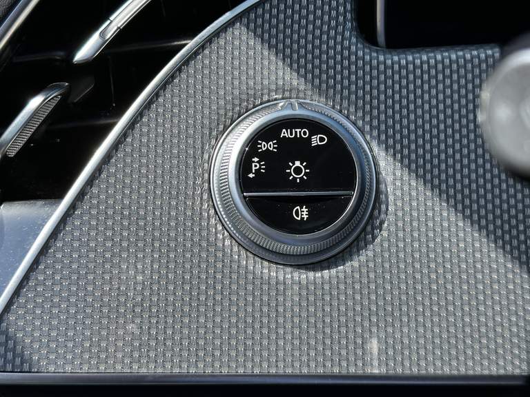 Mercedes-Benz Mercedes-Benz