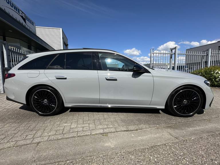 Mercedes-Benz Mercedes-Benz