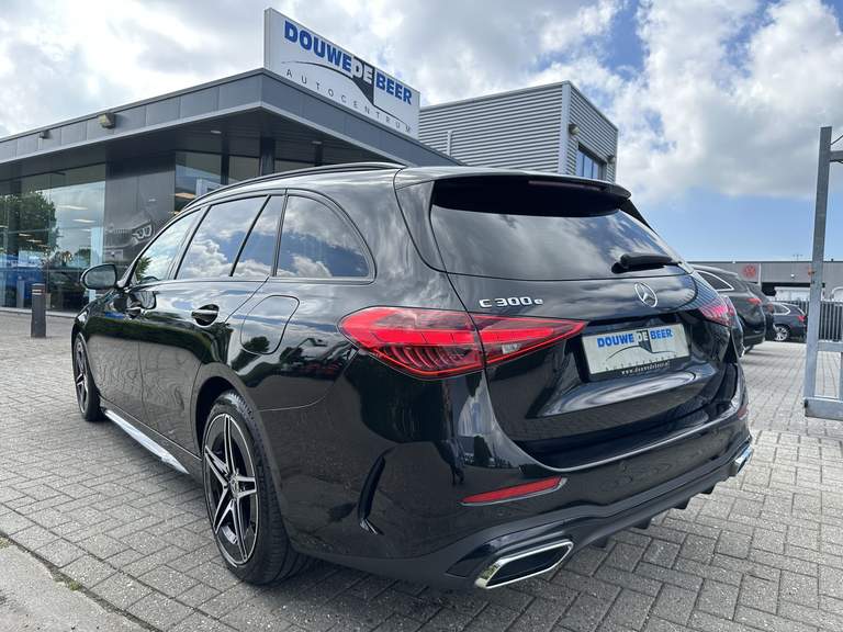 Mercedes-Benz Mercedes-Benz