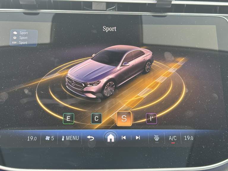 Mercedes-Benz Mercedes-Benz