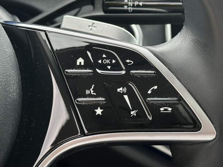 Mercedes-Benz Mercedes-Benz