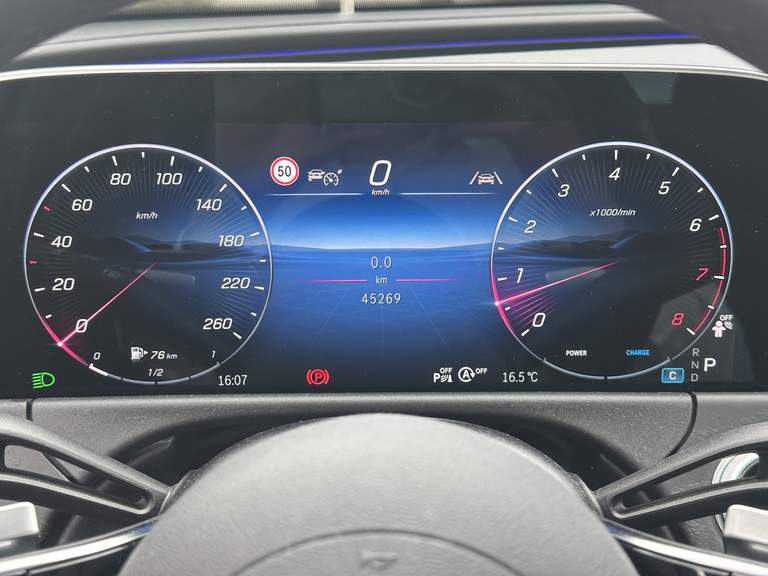 Mercedes-Benz Mercedes-Benz