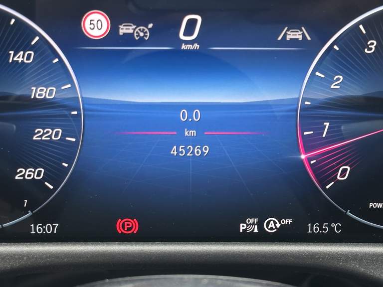 Mercedes-Benz Mercedes-Benz