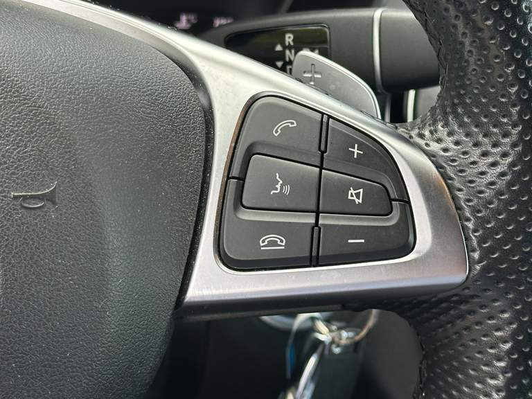 Mercedes-Benz Mercedes-Benz