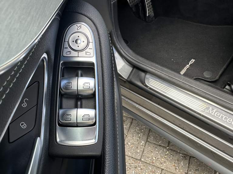 Mercedes-Benz Mercedes-Benz