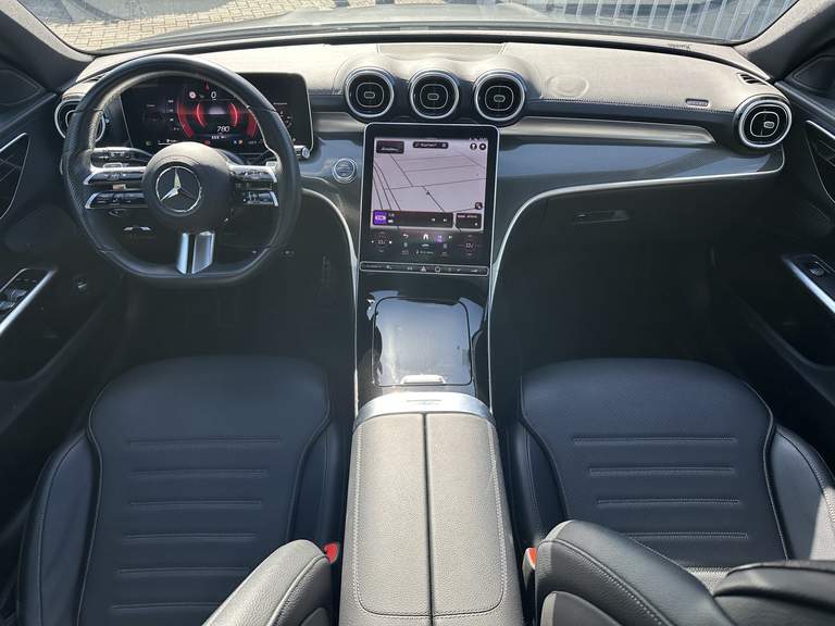 Mercedes-Benz Mercedes-Benz