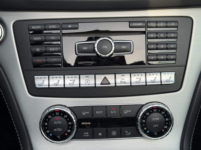 Mercedes-Benz Mercedes-Benz