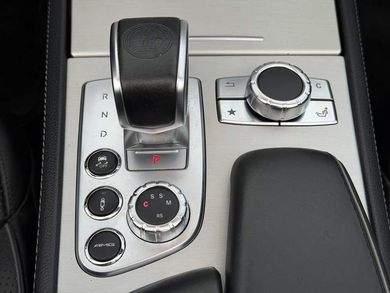 Mercedes-Benz Mercedes-Benz