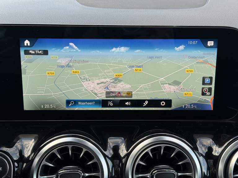 Mercedes-Benz Mercedes-Benz