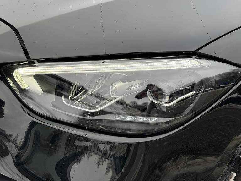 Mercedes-Benz Mercedes-Benz