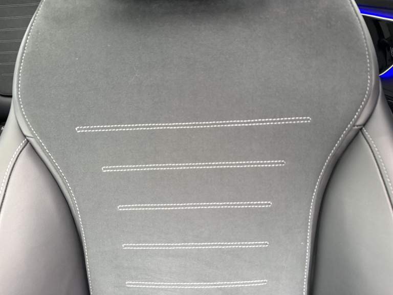 Mercedes-Benz Mercedes-Benz