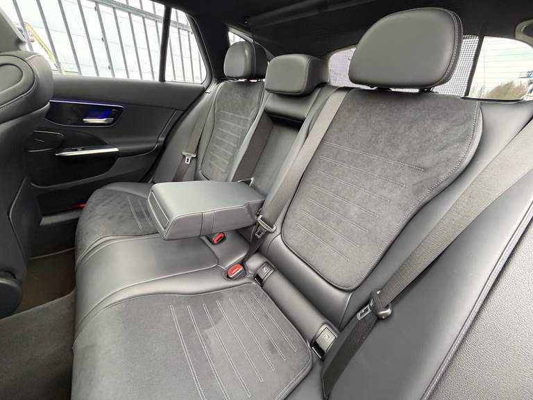 Mercedes-Benz Mercedes-Benz