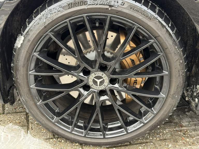 Mercedes-Benz Mercedes-Benz