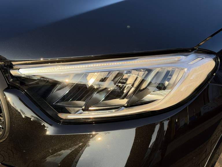 Mercedes-Benz Mercedes-Benz