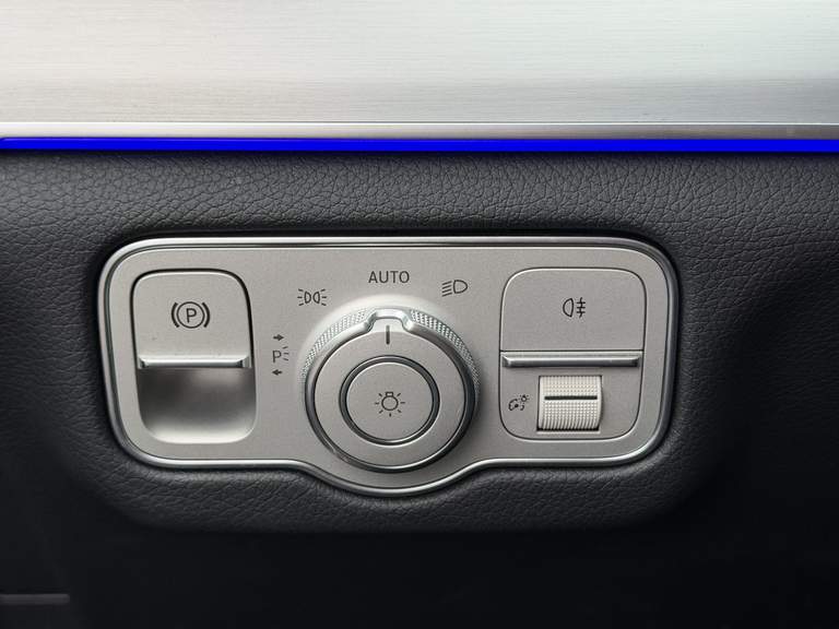 Mercedes-Benz Mercedes-Benz