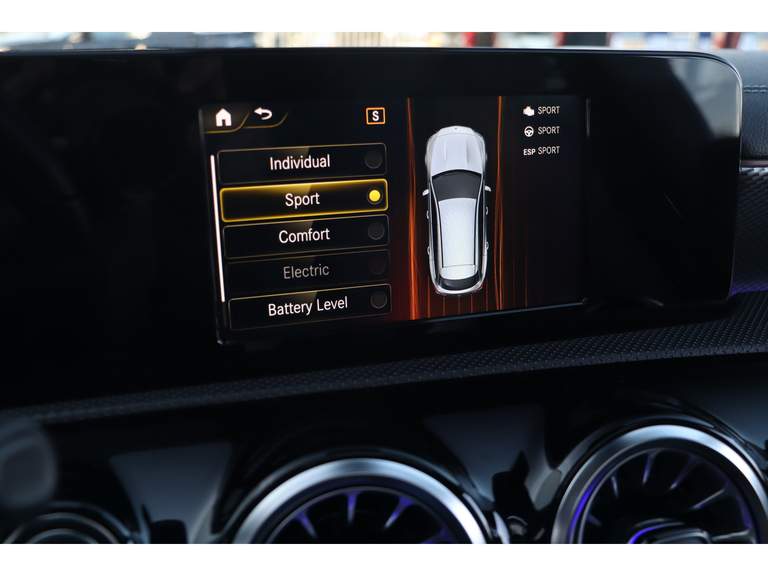 Mercedes-Benz Mercedes-Benz