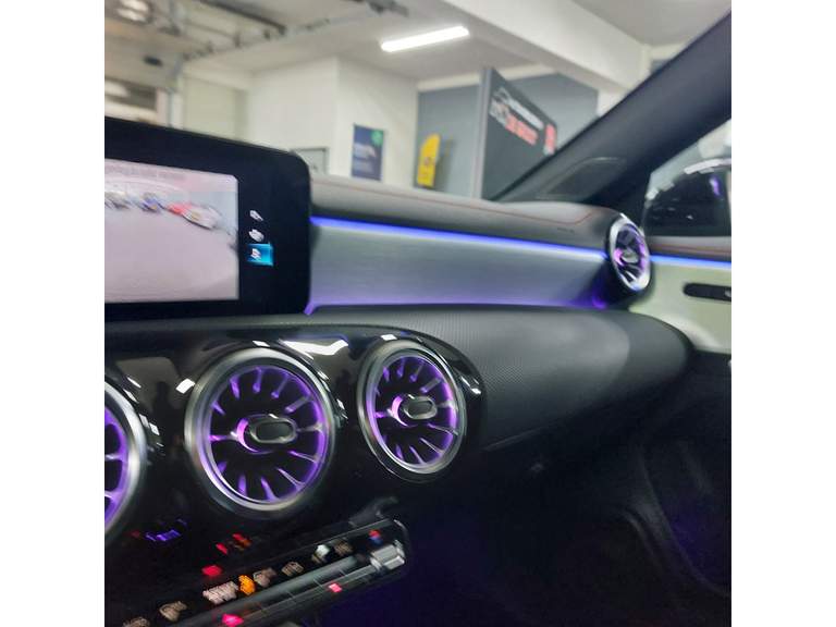 Mercedes-Benz Mercedes-Benz