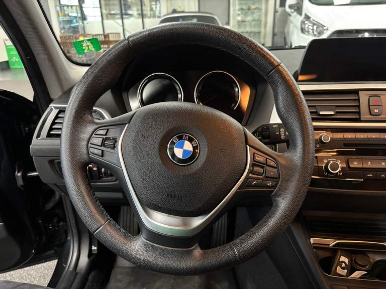 BMW BMW