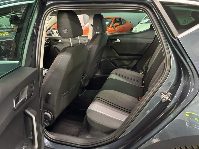 SEAT SEAT