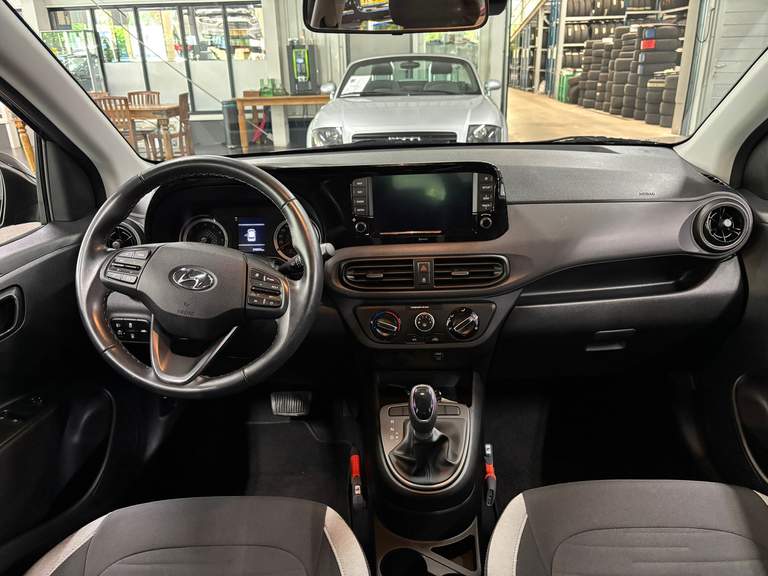 Hyundai Hyundai