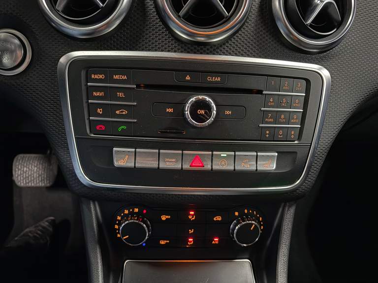 Mercedes-Benz Mercedes-Benz