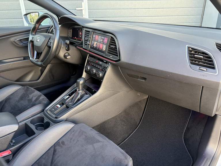SEAT SEAT